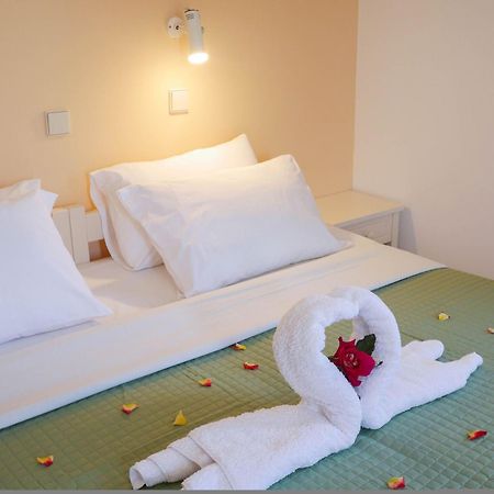 Litinas Apartments With Pool Agia Marina 外观 照片