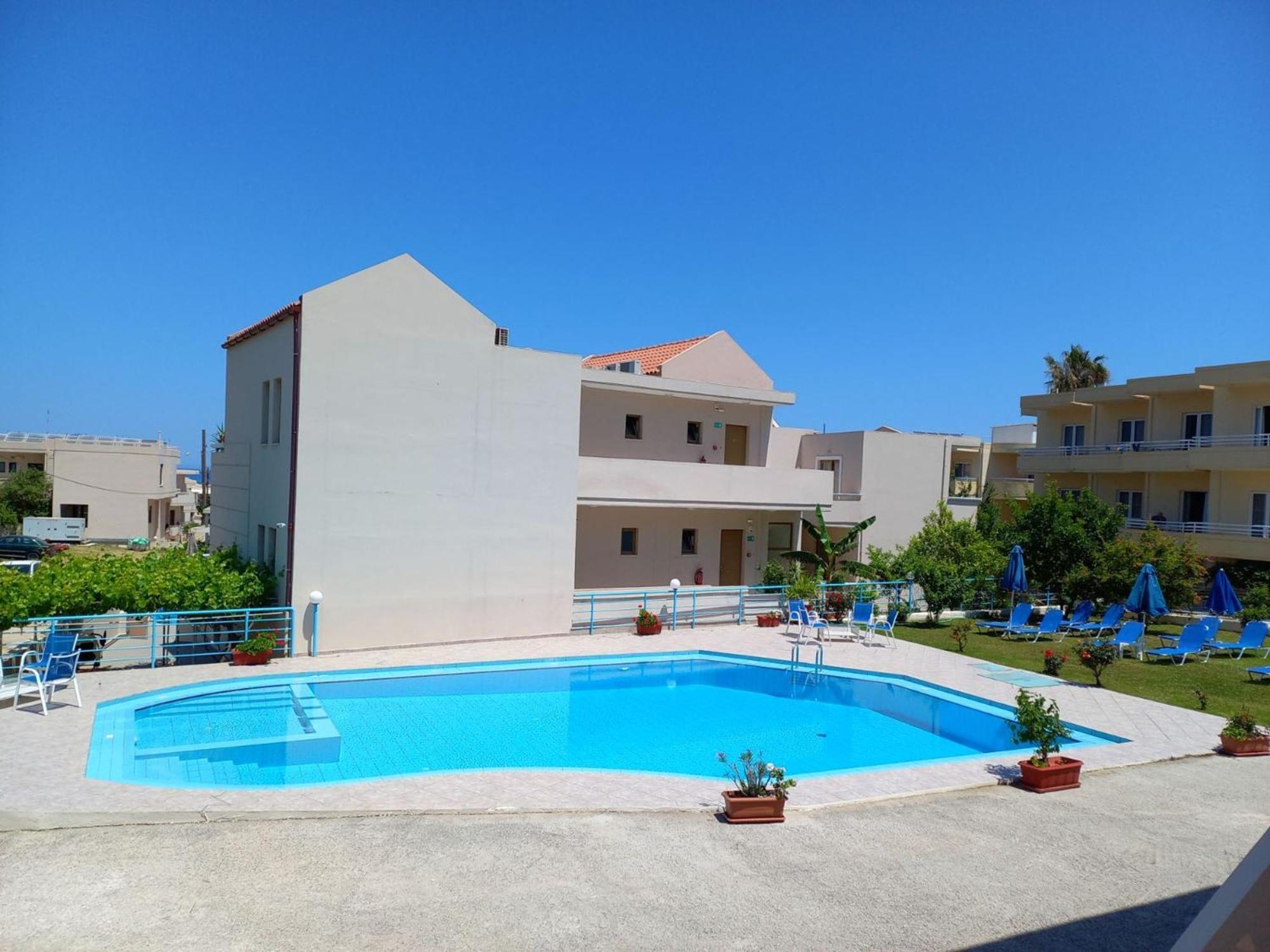 Litinas Apartments With Pool Agia Marina 外观 照片