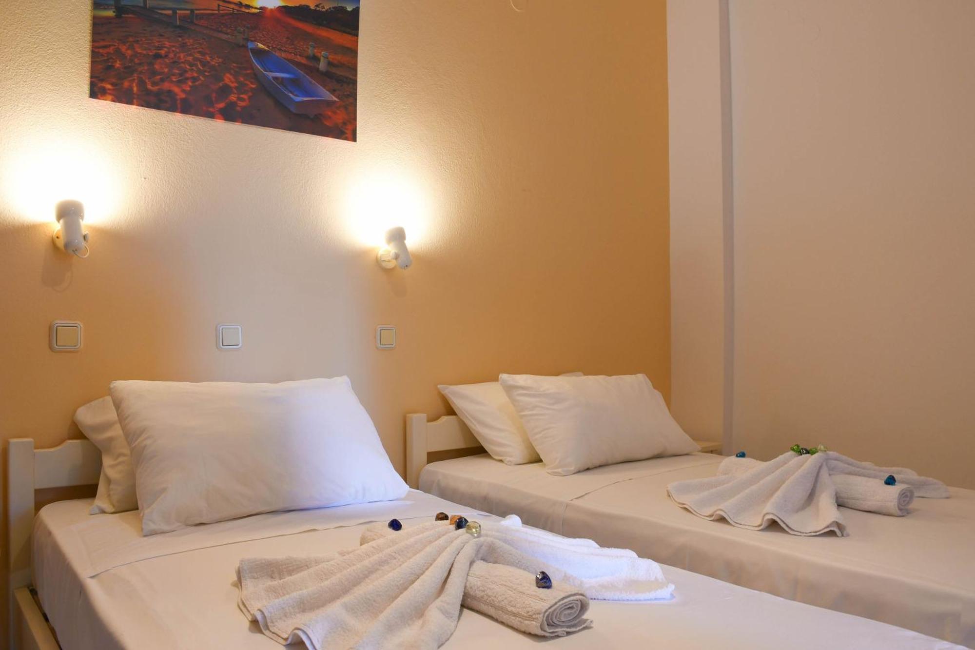 Litinas Apartments With Pool Agia Marina 外观 照片